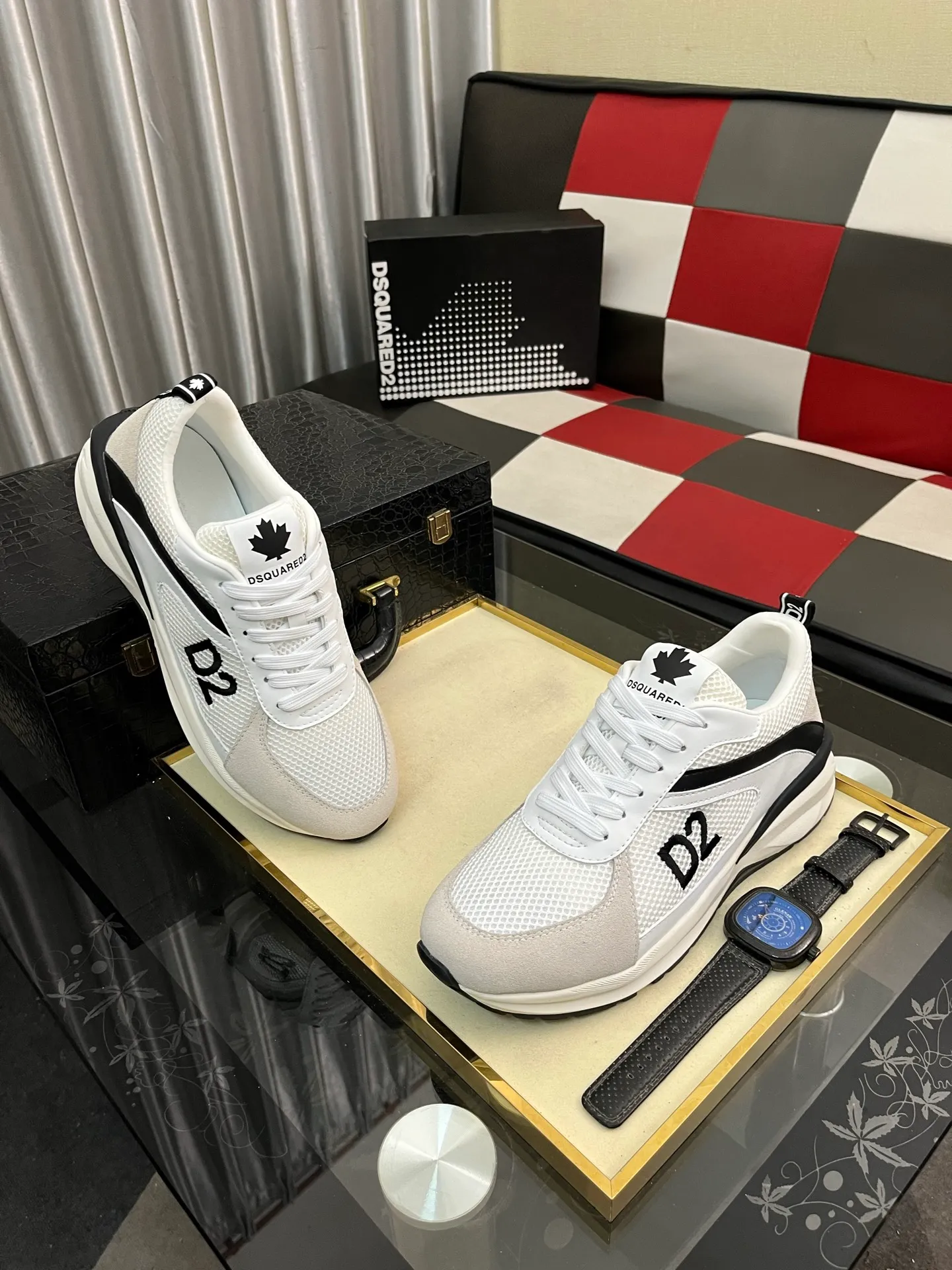 Men's shoes 💰480⌚️⌚️DG's latest popular casual shoes 🔥🔥, the tongue has the brand's iconic details, and the combination of silk cowhide and cow suede enhances the style. Fashionable and versatile, it can complement any look. Create an exquisite design with unique dynamic vitality and modern atmosphere, showing modern elegance. Size: 36-464️⃣colors available